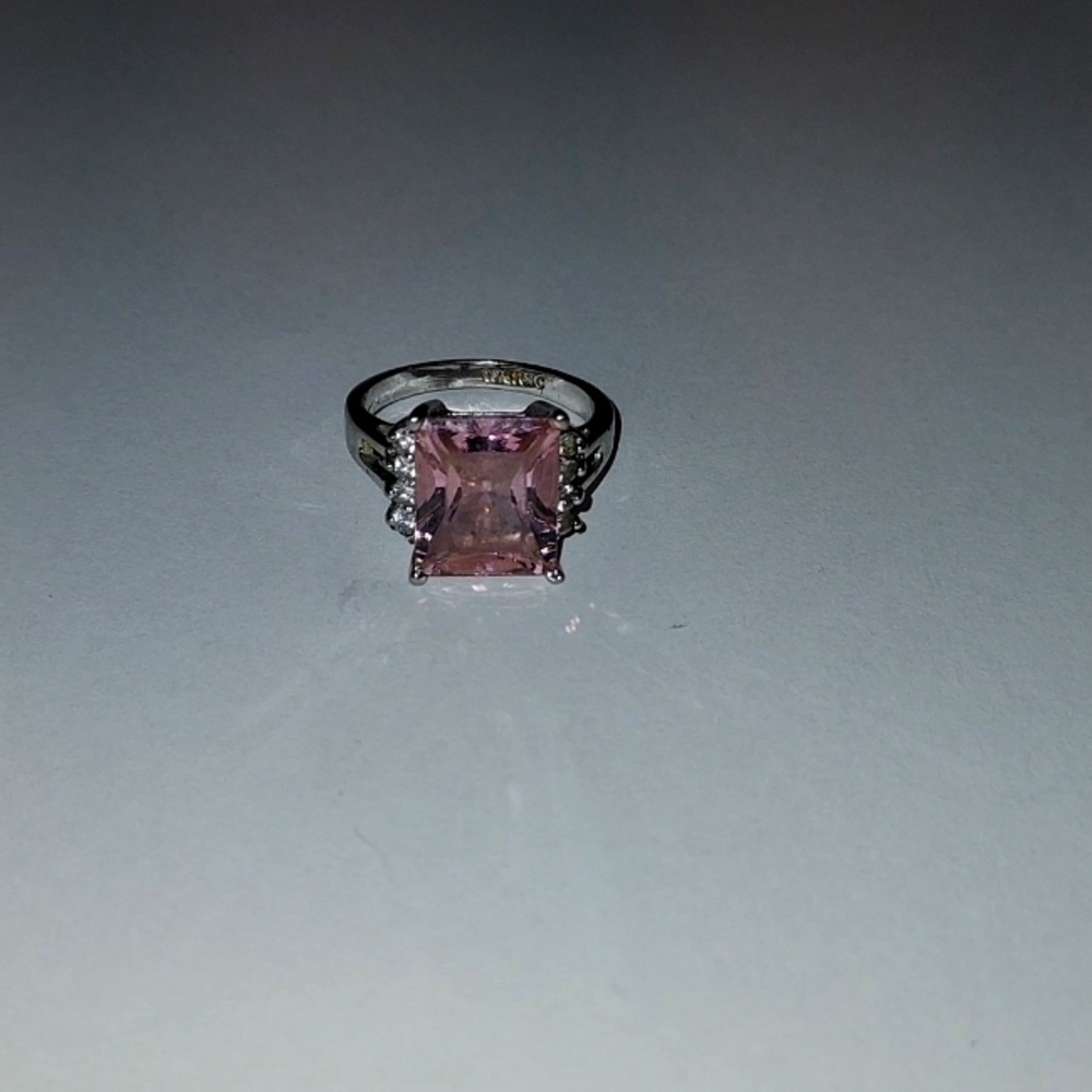 925 silver faux pink center stone and rhinestone fashion fing